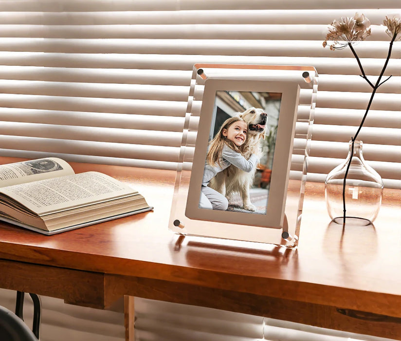 Acrylic Digital Photo Frame 5" & 7" IPS — 4GB Built‑in, Rechargeable, Auto‑Rotate